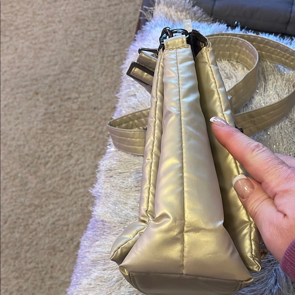 Lug Quilted Crossbody Bag - Gold Pearl - Picture 6 of 9